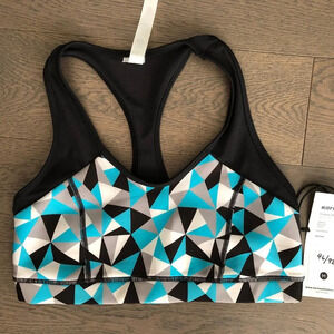 KARMA Activewear Athletic Racer Back Sports Bra Geometric Blk Blue Wht Gry Sz M
